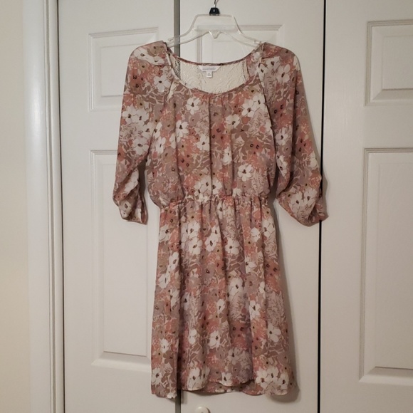 3/4 sleeve dress. - Picture 1 of 3